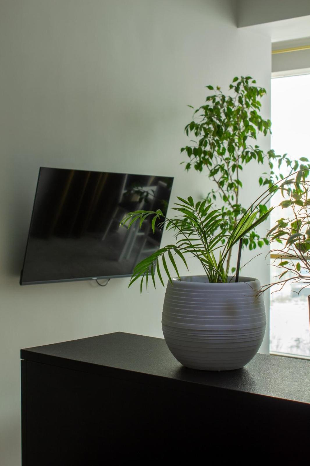 9Th And 6Th Floor Stylish Apartments With Mountainvista Bishkek Exterior foto